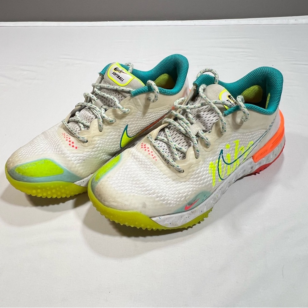 Nike Alpha Huarache Elite 3 Turf Orange Turbo Green Womens Sz 6 CU8403-102
